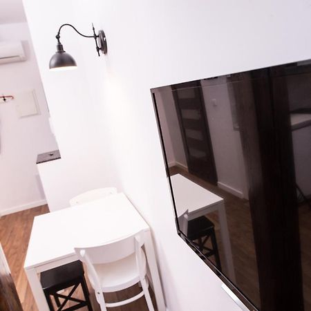קרקוב Mirror Apartments מראה חיצוני תמונה