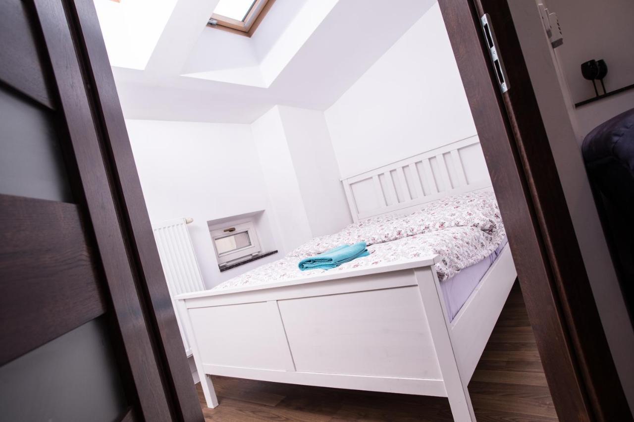 קרקוב Mirror Apartments מראה חיצוני תמונה
