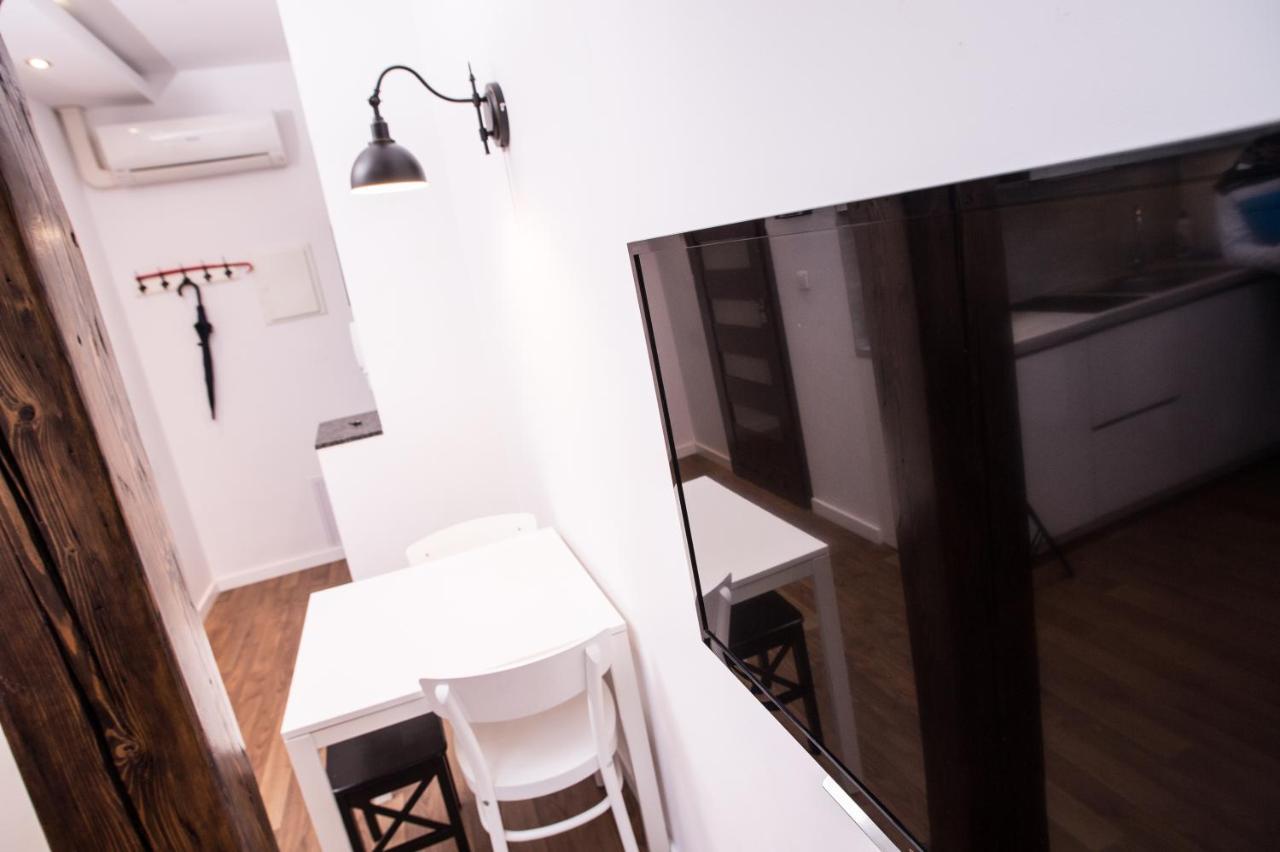 קרקוב Mirror Apartments מראה חיצוני תמונה