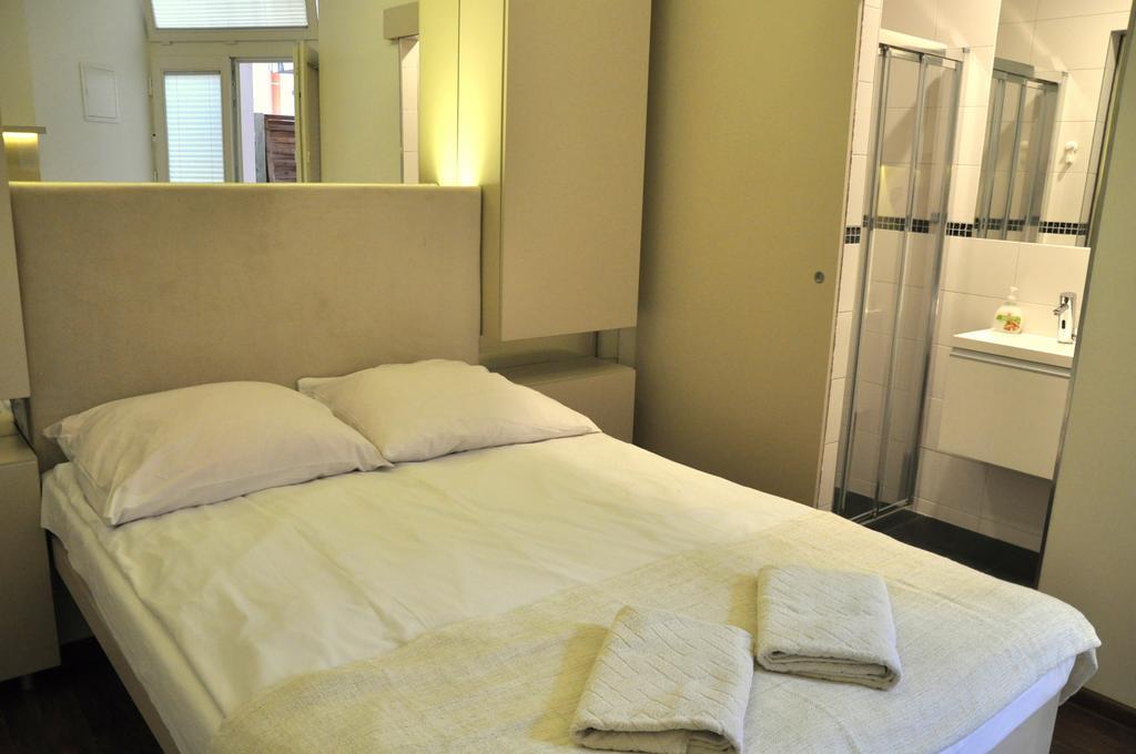 קרקוב Mirror Apartments מראה חיצוני תמונה