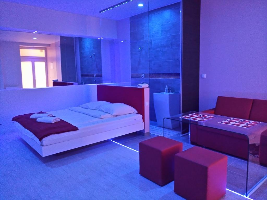 קרקוב Mirror Apartments מראה חיצוני תמונה