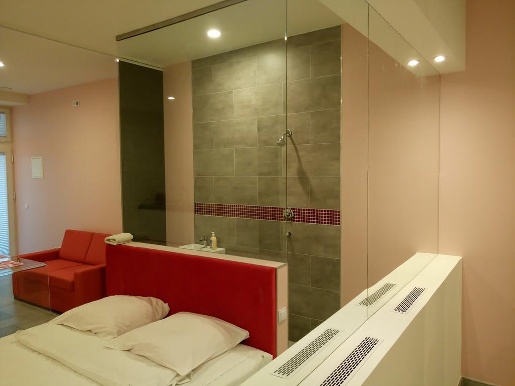 קרקוב Mirror Apartments מראה חיצוני תמונה