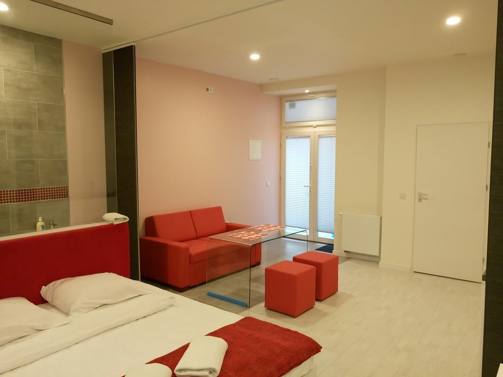 קרקוב Mirror Apartments מראה חיצוני תמונה